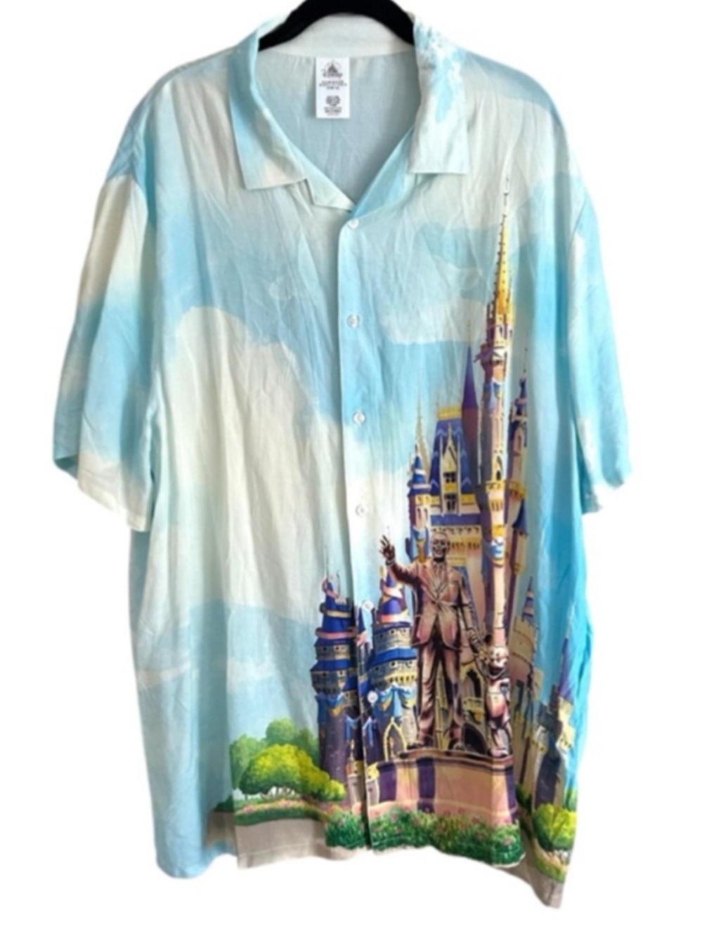 Walt Disney World graphic button up shirt xl